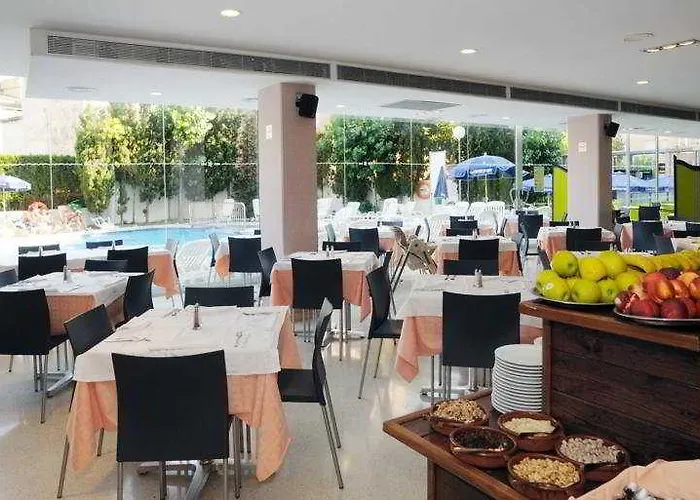 Apartmanhotel Medplaya Esmeraldas 3*