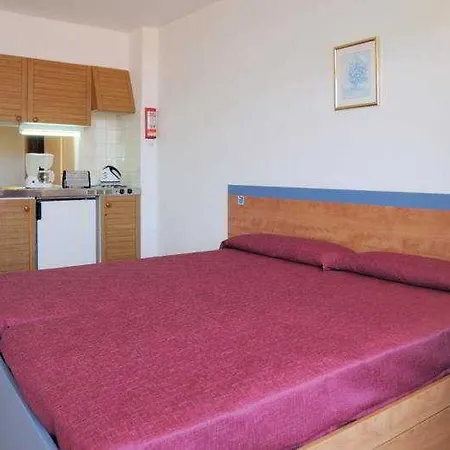 Medplaya Esmeraldas Aparthotel Tossa de Mar