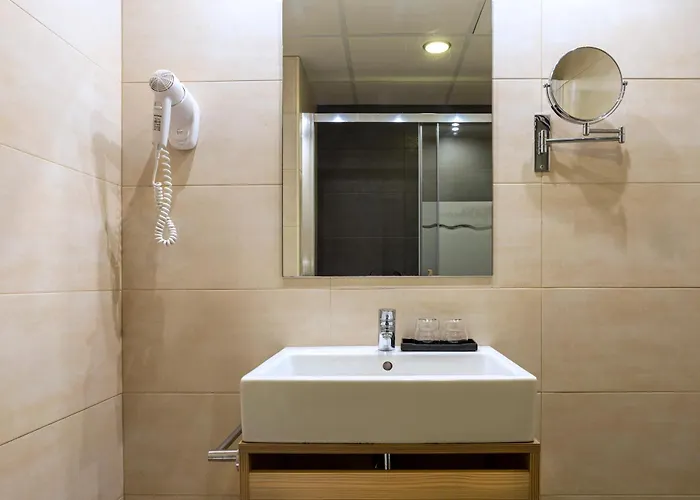 Medplaya Esmeraldas Lägenhetshotell Tossa de Mar