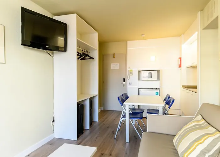 Aparthotel Medplaya Esmeraldas Tossa de Mar